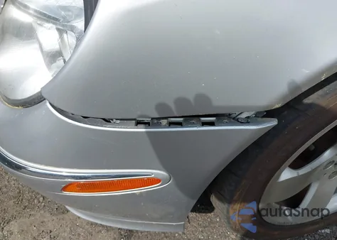 2003 Mercedes-Benz E 500 z USA, uszkodzony, nr VIN WDBUF70J53A324818